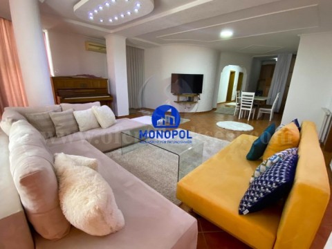 Jap me qira banesen 120m2 kati i -V- /Prishtine