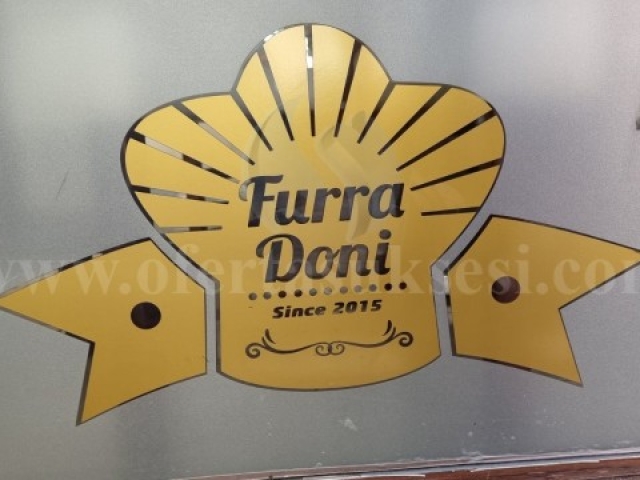 Ofroj pune per shitese 