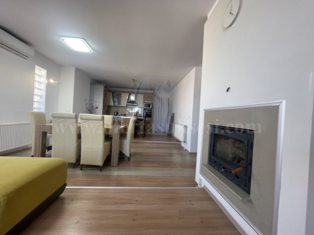 Jap me qira banesen-penthose 110m2 kati i -VII-/Prishtine