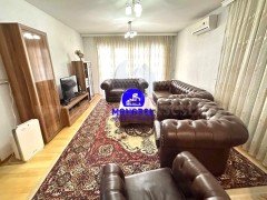 Jap me qira shtepin dy katshe 200m2 / Prishtine