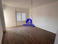 Jap me qira banesen-zyren 80m2 kati i -V- / Prishtine